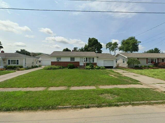 House image located at Bellevue, OH 44811