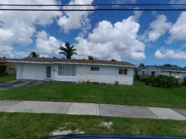 House image located at Miami, FL 33169