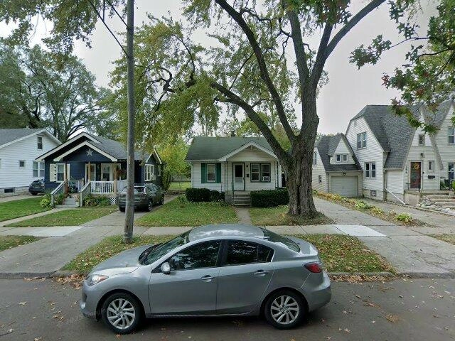 House image located at Ferndale, MI 48220