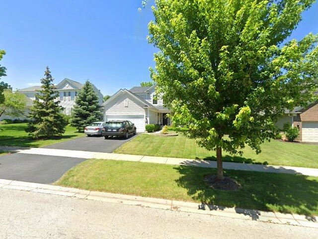 House image located at Oswego, IL 60543