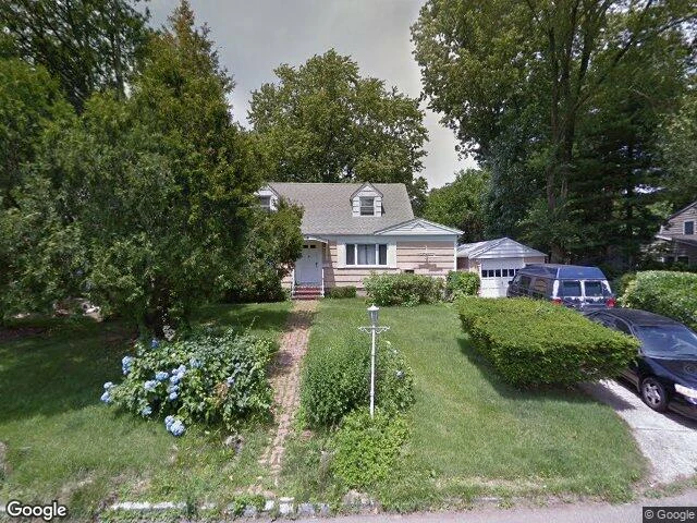 House image located at Albertson, NY 11507