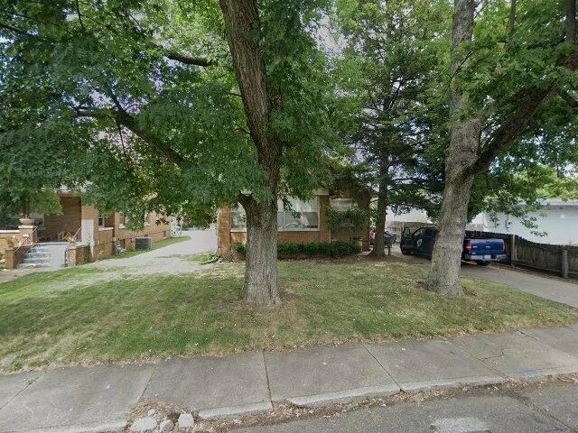 House image located at Peoria, IL 61604