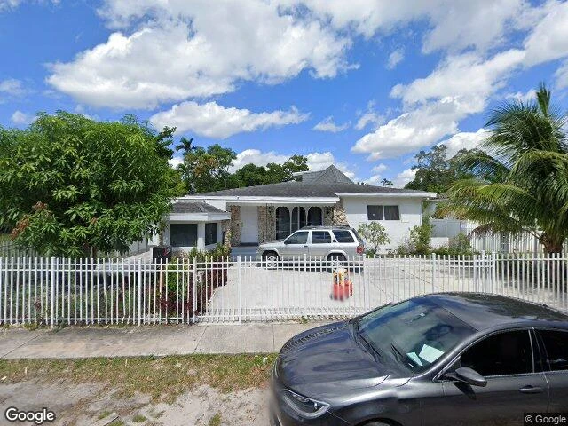 House image located at Miami, FL 33168