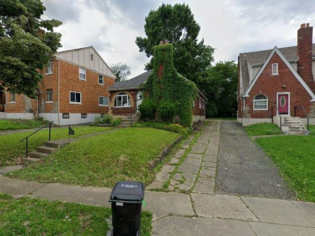 House image located at Cincinnati, OH 45237
