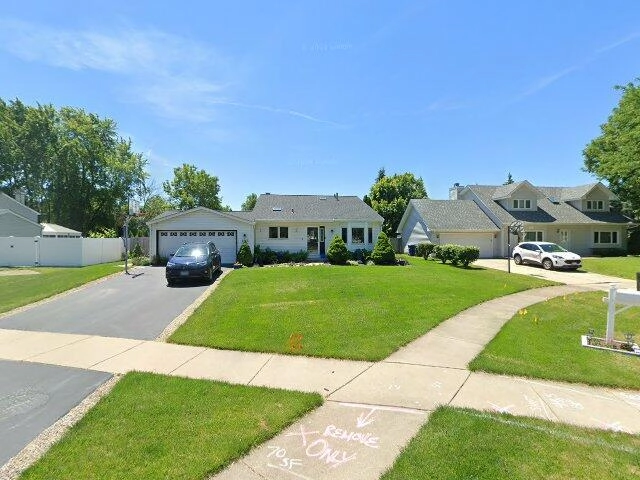 House image located at Naperville, IL 60564