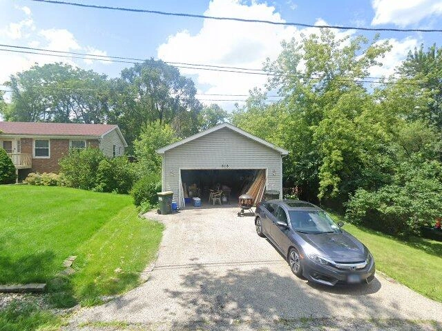 House image located at Mchenry, IL 60051