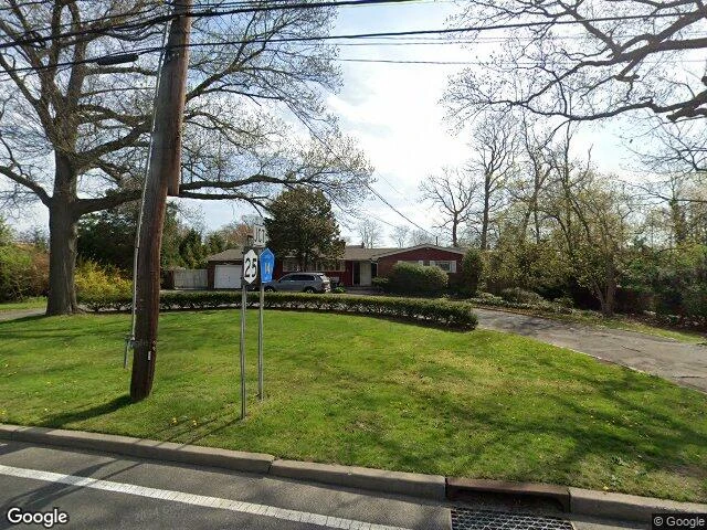 House image located at Commack, NY 11725
