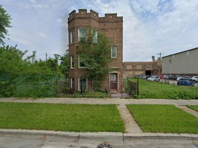 House image located at Chicago, IL 60644