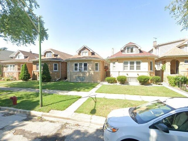 House image located at Chicago, IL 60634