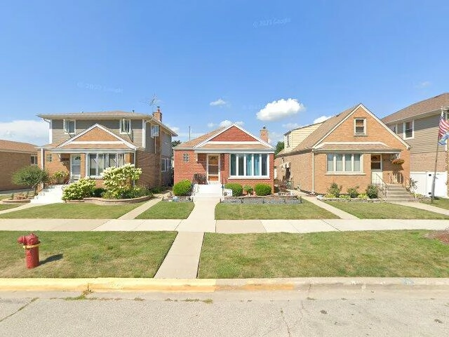 House image located at Chicago, IL 60638