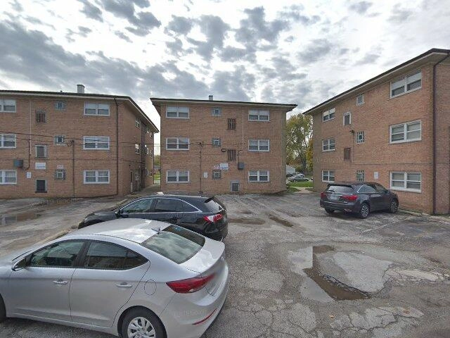 House image located at Alsip, IL 60803