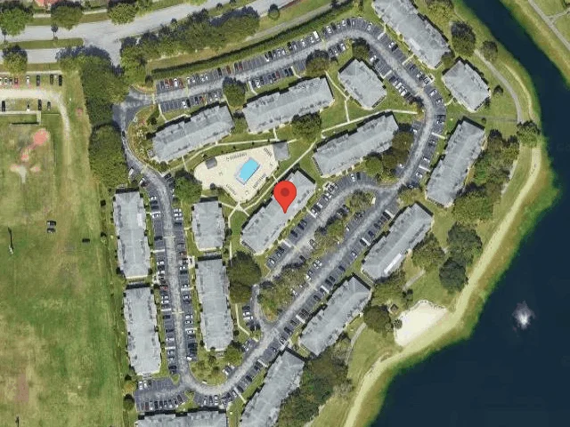 House image located at Miami, FL 33196