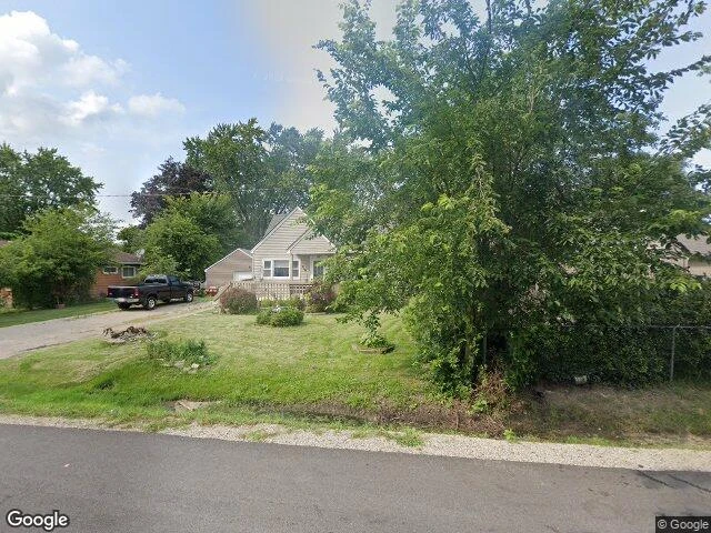 House image located at Round Lake, IL 60073