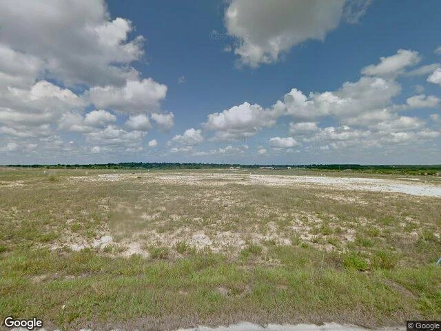 House image located at Dundee, FL 33838