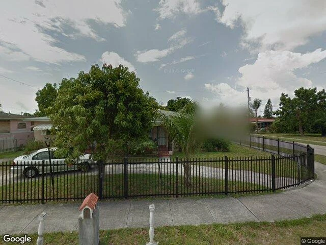 House image located at Miami, FL 33168