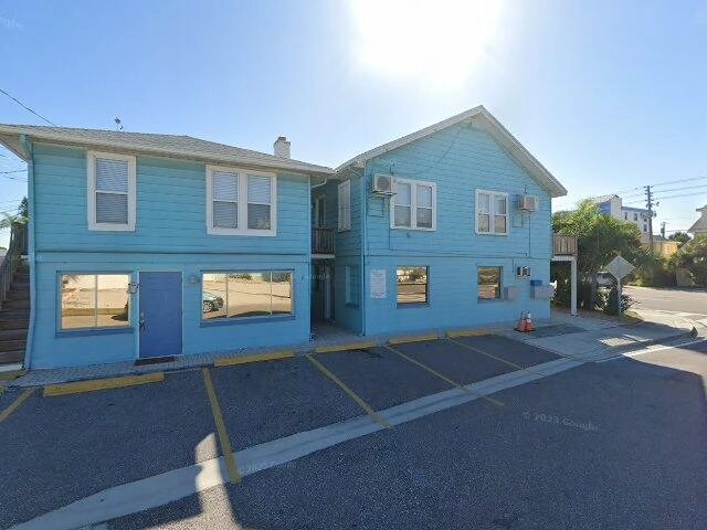 House image located at Saint Petersburg, FL 33708