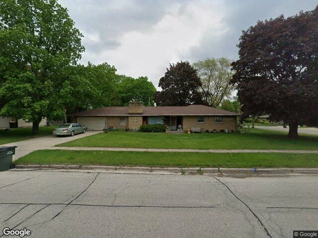 House image located at West Bend, WI 53095