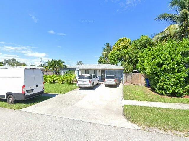 House image located at Hollywood, FL 33023