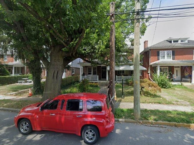 House image located at Lancaster, PA 17602