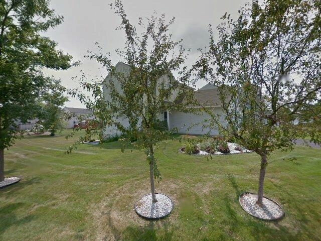 House image located at Saint Paul, MN 55124