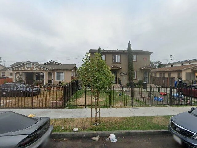 House image located at Emeryville, CA 94608