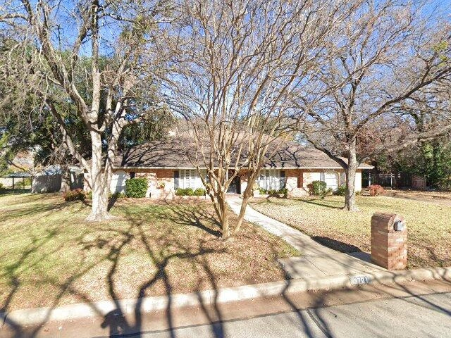 House image located at Arlington, TX 76013