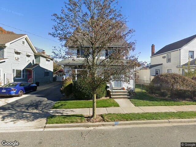 House image located at Oceanside, NY 11572