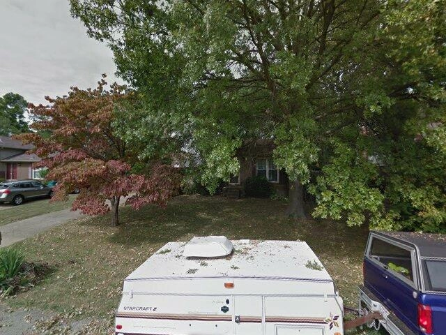 House image located at Louisville, KY 40291
