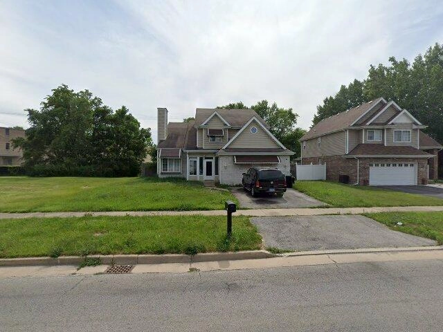 House image located at South Holland, IL 60473