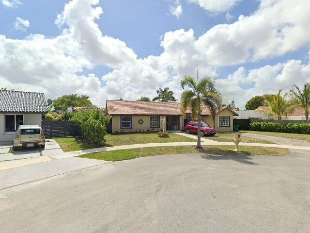 House image located at Miami, FL 33175
