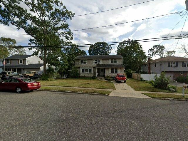 House image located at Hauppauge, NY 11788