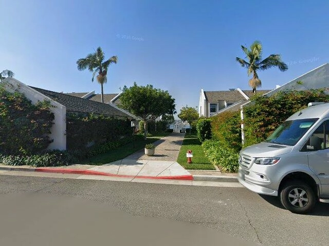 House image located at Huntington Beach, CA 92649