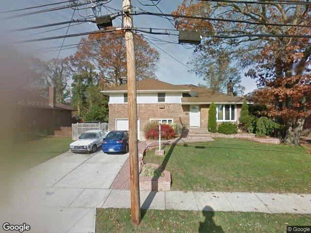 House image located at Massapequa Park, NY 11762
