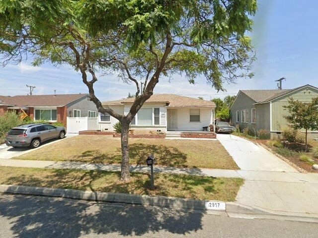 House image located at Lakewood, CA 90712