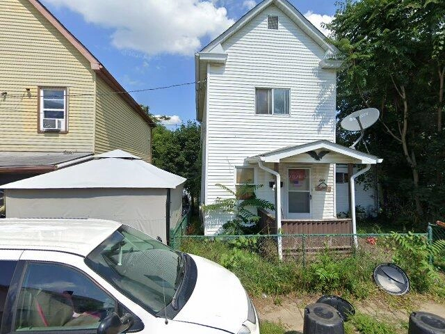 House image located at Washington, PA 15301