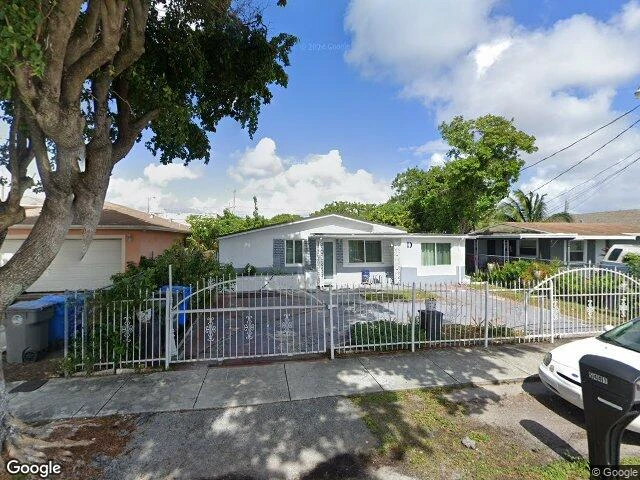 House image located at Hollywood, FL 33023