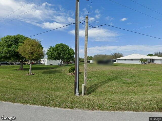 House image located at Moore Haven, FL 33471