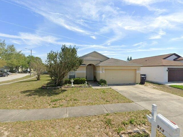 House image located at Valrico, FL 33594