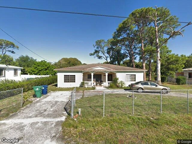 House image located at Miami, FL 33167