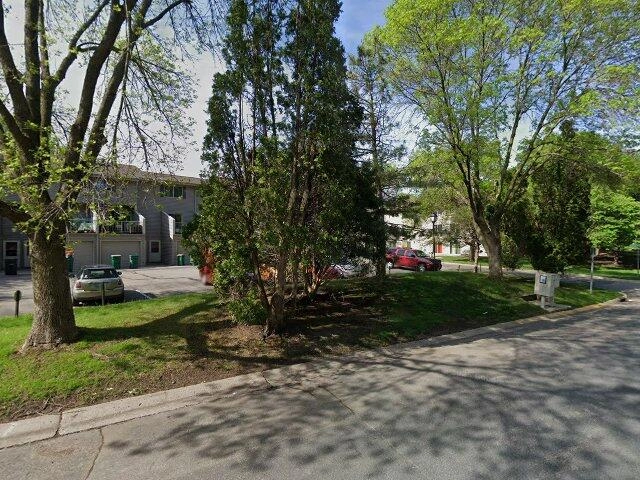 House image located at Saint Paul, MN 55122