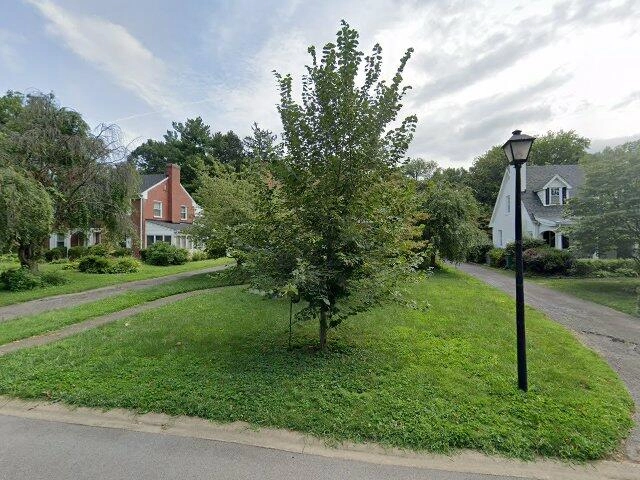 House image located at Louisville, KY 40213