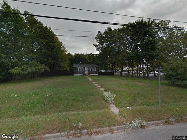 House image located at North Babylon, NY 11703