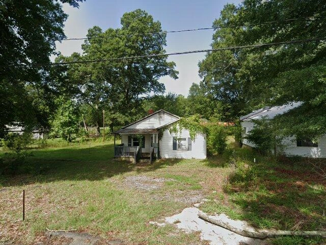House image located at Laurens, SC 29360