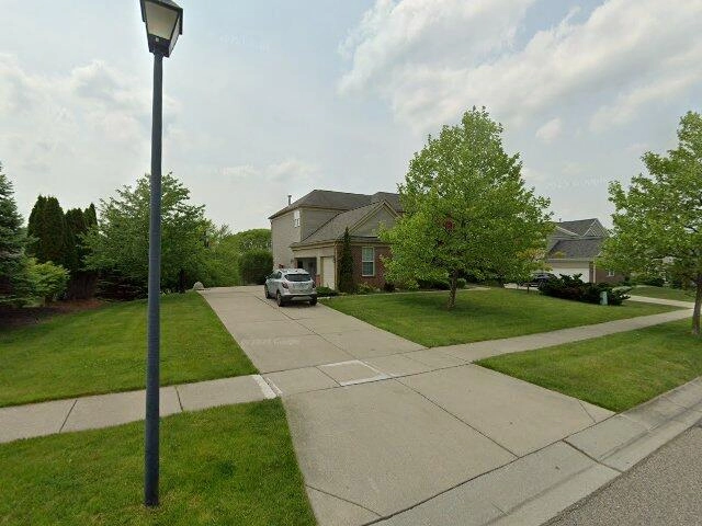 House image located at Grand Blanc, MI 48439