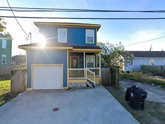 House image located at New Orleans, LA 70125
