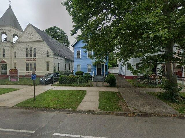 House image located at Dundee, IL 60118
