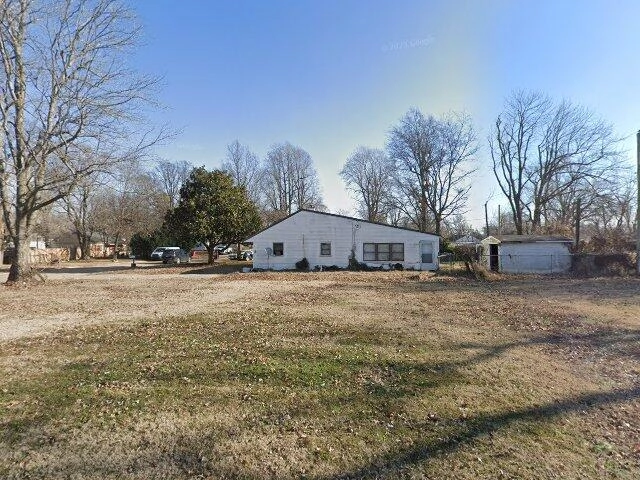 House image located at Sikeston, MO 63801