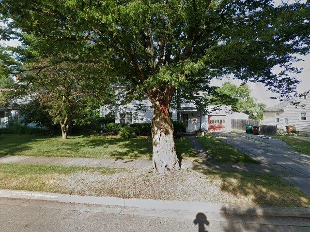 House image located at Lansing, MI 48915