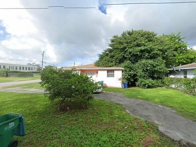 House image located at Miami, FL 33150