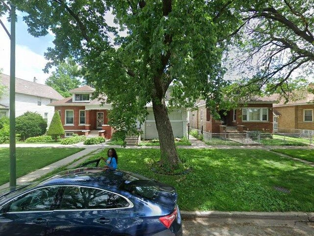 House image located at Chicago, IL 60620